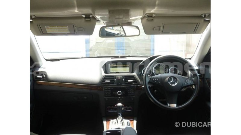Big with watermark mercedes benz 250 ahal import dubai 2668