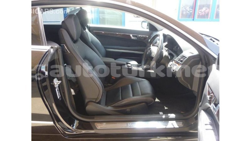Big with watermark mercedes benz 250 ahal import dubai 2668