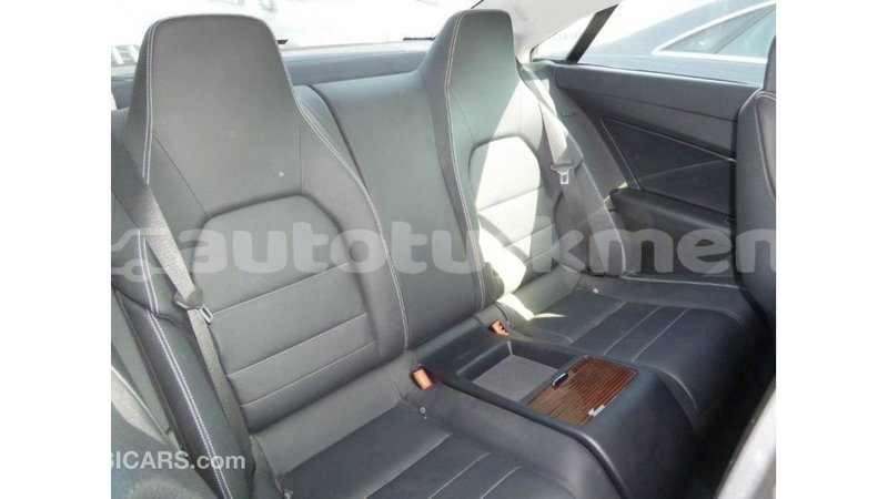 Big with watermark mercedes benz 250 ahal import dubai 2668