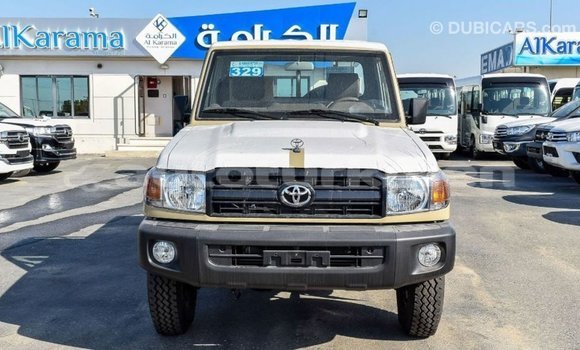 Buy Import Toyota Land Cruiser Beige Car in Import - Dubai in Ahal Buy Import Toyota Land Cruiser Beige Car in Import - Dubai in Ahal