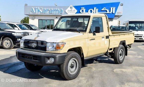 Buy Import Toyota Land Cruiser Beige Car in Import - Dubai in Ahal Buy Import Toyota Land Cruiser Beige Car in Import - Dubai in Ahal