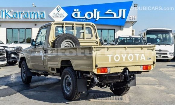 Buy Import Toyota Land Cruiser Beige Car in Import - Dubai in Ahal Buy Import Toyota Land Cruiser Beige Car in Import - Dubai in Ahal