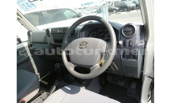 Buy Import Toyota Land Cruiser White Car in Import - Dubai in Ahal Buy Import Toyota Land Cruiser White Car in Import - Dubai in Ahal