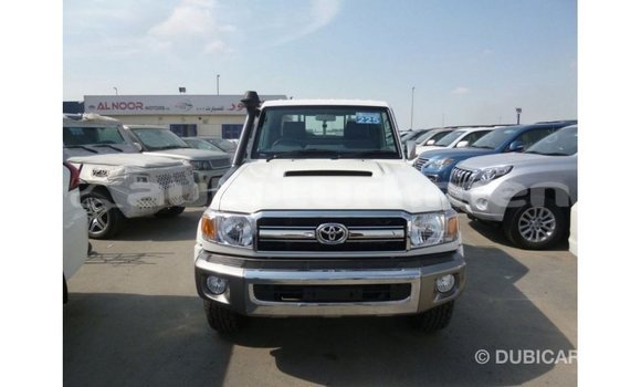 Buy Import Toyota Land Cruiser White Car in Import - Dubai in Ahal Buy Import Toyota Land Cruiser White Car in Import - Dubai in Ahal