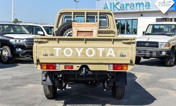 Buy Import Toyota Land Cruiser Beige Car in Import - Dubai in Ahal Buy Import Toyota Land Cruiser Beige Car in Import - Dubai in Ahal