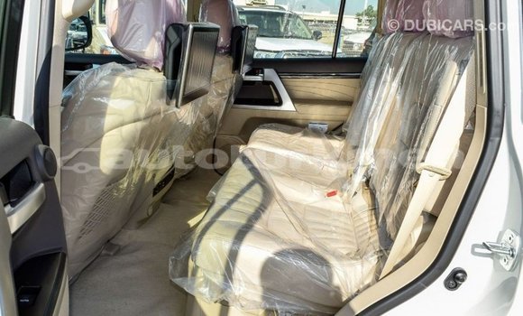 Buy Import Toyota Land Cruiser White Car in Import - Dubai in Ahal Buy Import Toyota Land Cruiser White Car in Import - Dubai in Ahal