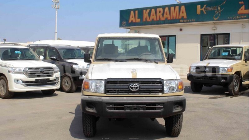 Big with watermark toyota land cruiser ahal import dubai 2694