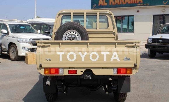 Buy Import Toyota Land Cruiser Beige Car in Import - Dubai in Ahal Buy Import Toyota Land Cruiser Beige Car in Import - Dubai in Ahal