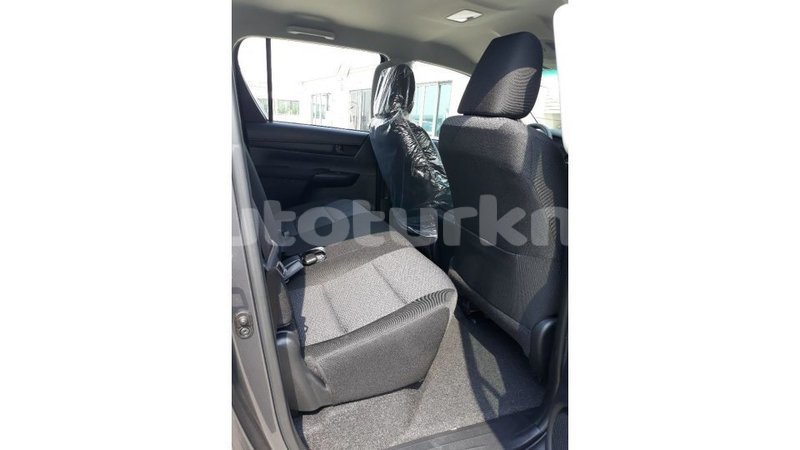 Big with watermark toyota hilux ahal import dubai 2698