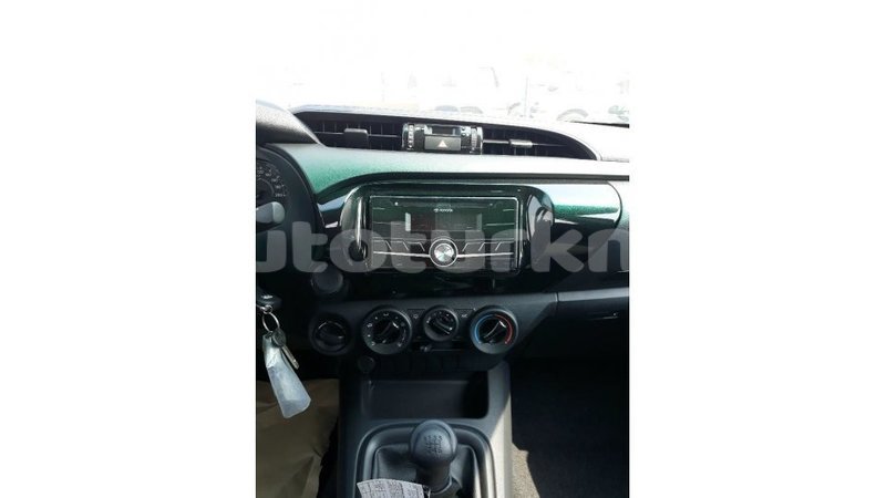 Big with watermark toyota hilux ahal import dubai 2698