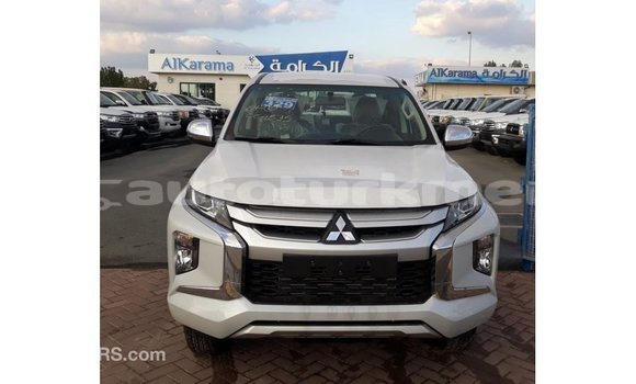 Buy Import Mitsubishi L200 White Car in Import - Dubai in Ahal Buy Import Mitsubishi L200 White Car in Import - Dubai in Ahal