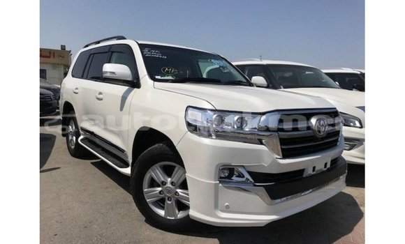 Buy Import Toyota Land Cruiser White Car in Import - Dubai in Ahal Buy Import Toyota Land Cruiser White Car in Import - Dubai in Ahal