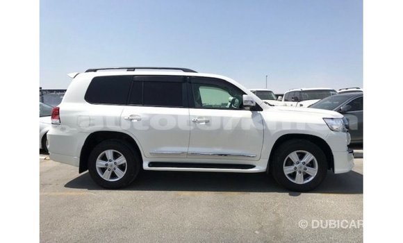 Buy Import Toyota Land Cruiser White Car in Import - Dubai in Ahal Buy Import Toyota Land Cruiser White Car in Import - Dubai in Ahal