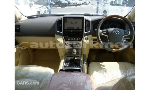 Buy Import Toyota Land Cruiser White Car in Import - Dubai in Ahal Buy Import Toyota Land Cruiser White Car in Import - Dubai in Ahal