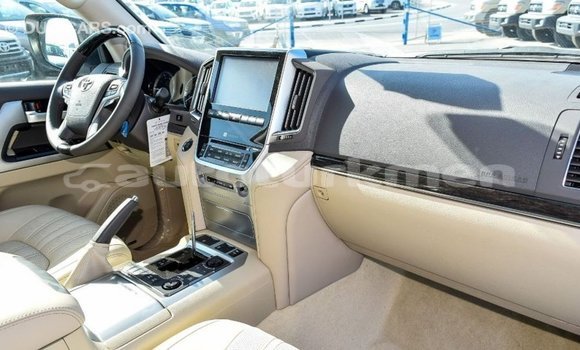 Buy Import Toyota Land Cruiser White Car in Import - Dubai in Ahal Buy Import Toyota Land Cruiser White Car in Import - Dubai in Ahal