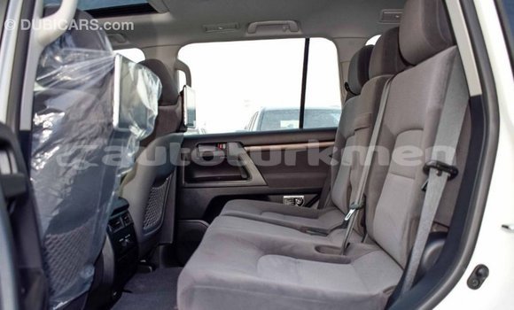 Buy Import Toyota Land Cruiser White Car in Import - Dubai in Ahal Buy Import Toyota Land Cruiser White Car in Import - Dubai in Ahal
