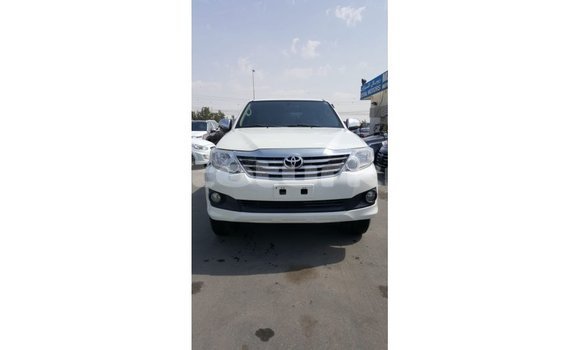 Buy Import Toyota Fortuner White Car in Import - Dubai in Ahal Buy Import Toyota Fortuner White Car in Import - Dubai in Ahal