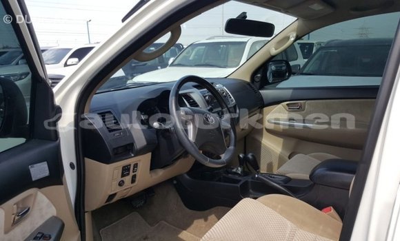 Buy Import Toyota Fortuner White Car in Import - Dubai in Ahal Buy Import Toyota Fortuner White Car in Import - Dubai in Ahal