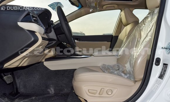 Buy Import Toyota Camry White Car in Import - Dubai in Ahal Buy Import Toyota Camry White Car in Import - Dubai in Ahal