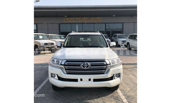 Buy Import Toyota Land Cruiser White Car in Import - Dubai in Ahal Buy Import Toyota Land Cruiser White Car in Import - Dubai in Ahal