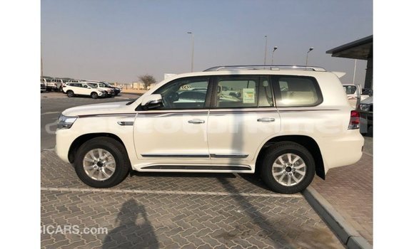 Buy Import Toyota Land Cruiser White Car in Import - Dubai in Ahal Buy Import Toyota Land Cruiser White Car in Import - Dubai in Ahal