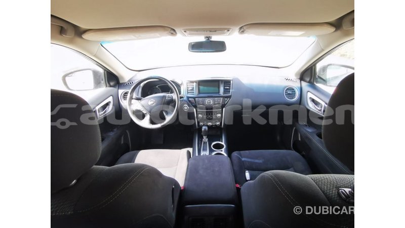 Big with watermark nissan pathfinder ahal import dubai 2751