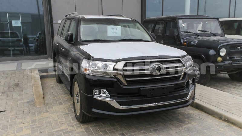 Big with watermark toyota land cruiser ahal import dubai 2754