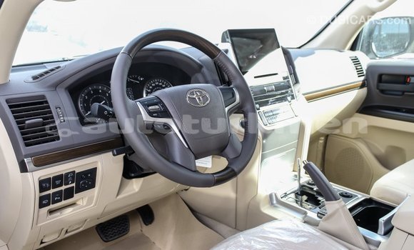 Buy Import Toyota Land Cruiser White Car in Import - Dubai in Ahal Buy Import Toyota Land Cruiser White Car in Import - Dubai in Ahal