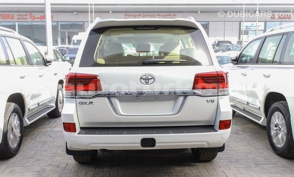 Buy Import Toyota Land Cruiser White Car in Import - Dubai in Ahal Buy Import Toyota Land Cruiser White Car in Import - Dubai in Ahal