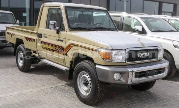 Buy Import Toyota Land Cruiser Beige Car in Import - Dubai in Ahal Buy Import Toyota Land Cruiser Beige Car in Import - Dubai in Ahal