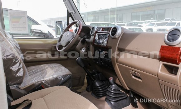 Buy Import Toyota Land Cruiser Beige Car in Import - Dubai in Ahal Buy Import Toyota Land Cruiser Beige Car in Import - Dubai in Ahal