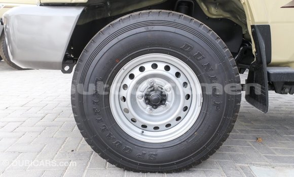 Buy Import Toyota Land Cruiser Beige Car in Import - Dubai in Ahal Buy Import Toyota Land Cruiser Beige Car in Import - Dubai in Ahal