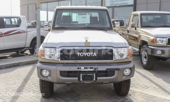 Buy Import Toyota Land Cruiser Beige Car in Import - Dubai in Ahal Buy Import Toyota Land Cruiser Beige Car in Import - Dubai in Ahal