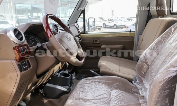 Buy Import Toyota Land Cruiser Beige Car in Import - Dubai in Ahal Buy Import Toyota Land Cruiser Beige Car in Import - Dubai in Ahal