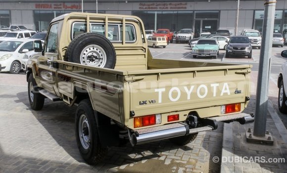 Buy Import Toyota Land Cruiser Beige Car in Import - Dubai in Ahal Buy Import Toyota Land Cruiser Beige Car in Import - Dubai in Ahal