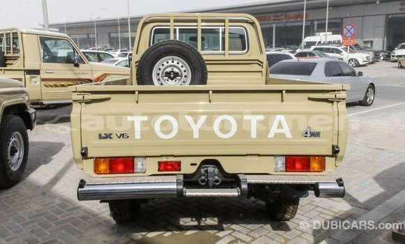 Buy Import Toyota Land Cruiser Beige Car in Import - Dubai in Ahal Buy Import Toyota Land Cruiser Beige Car in Import - Dubai in Ahal