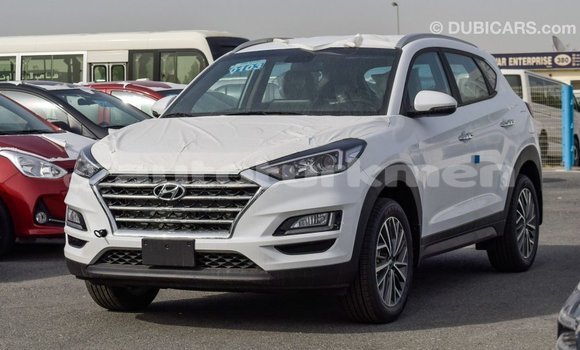 Buy Import Hyundai Tucson White Car in Import - Dubai in Ahal Buy Import Hyundai Tucson White Car in Import - Dubai in Ahal