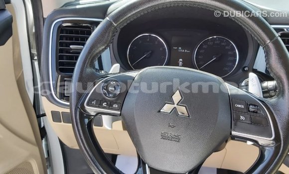 Buy Import Mitsubishi Outlander White Car in Import - Dubai in Ahal Buy Import Mitsubishi Outlander White Car in Import - Dubai in Ahal