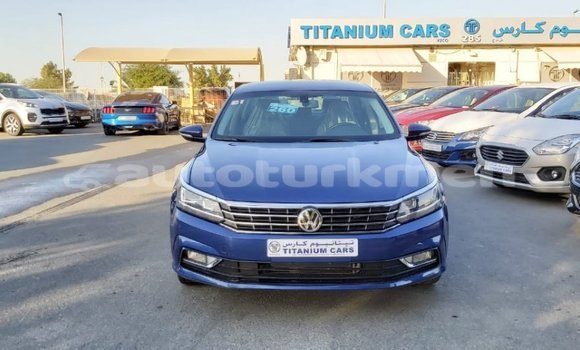 Buy Import Volkswagen Passat Blue Car in Import - Dubai in Ahal