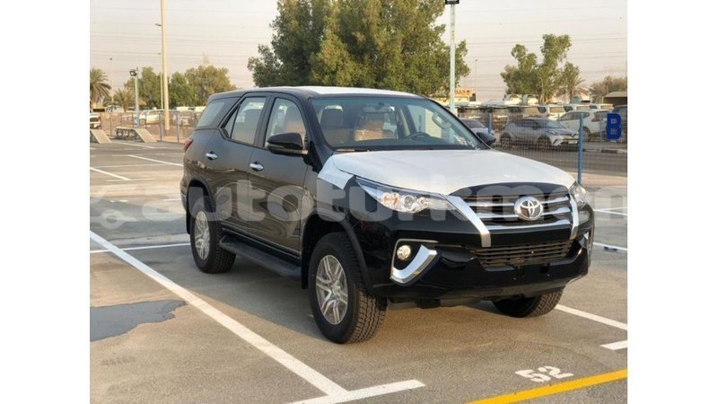 Big with watermark toyota fortuner ahal import dubai 2792