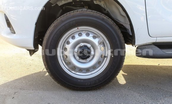 Buy Import Toyota Hilux White Car in Import - Dubai in Ahal Buy Import Toyota Hilux White Car in Import - Dubai in Ahal