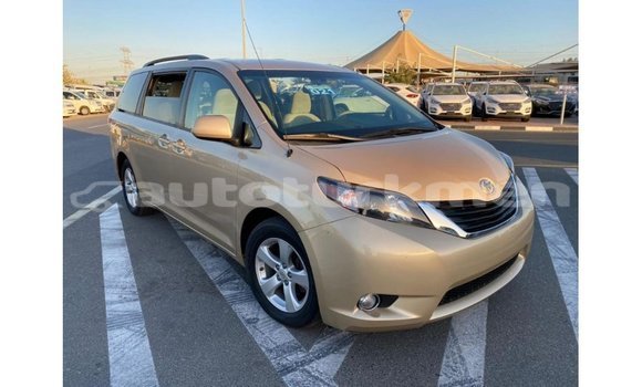 Buy Import Toyota Sienna Other Car in Import - Dubai in Ahal Buy Import Toyota Sienna Other Car in Import - Dubai in Ahal