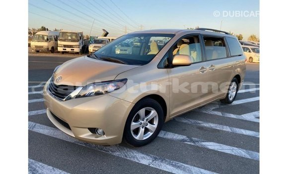Buy Import Toyota Sienna Other Car in Import - Dubai in Ahal Buy Import Toyota Sienna Other Car in Import - Dubai in Ahal