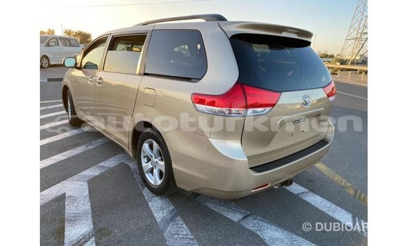 Buy Import Toyota Sienna Other Car in Import - Dubai in Ahal Buy Import Toyota Sienna Other Car in Import - Dubai in Ahal
