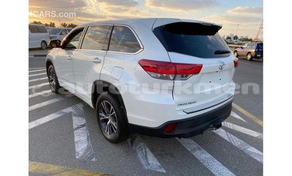Buy Import Toyota Highlander White Car in Import - Dubai in Ahal Buy Import Toyota Highlander White Car in Import - Dubai in Ahal
