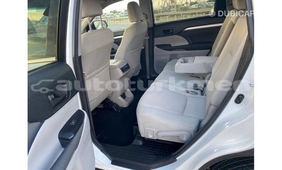 Buy Import Toyota Highlander White Car in Import - Dubai in Ahal Buy Import Toyota Highlander White Car in Import - Dubai in Ahal