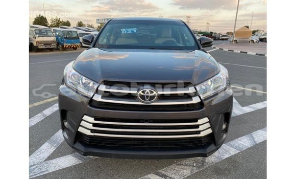 Buy Import Toyota Highlander Other Car in Import - Dubai in Ahal Buy Import Toyota Highlander Other Car in Import - Dubai in Ahal