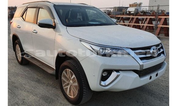 Buy Import Toyota Fortuner White Car in Import - Dubai in Ahal Buy Import Toyota Fortuner White Car in Import - Dubai in Ahal