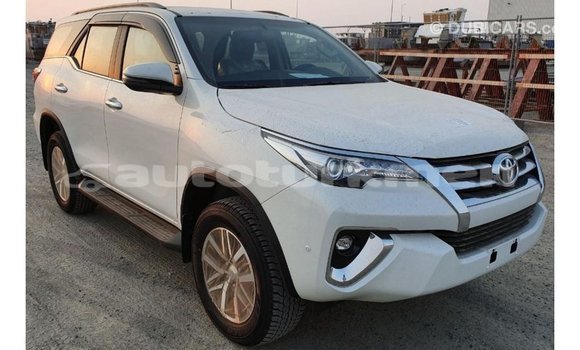 Buy Import Toyota Fortuner White Car in Import - Dubai in Ahal Buy Import Toyota Fortuner White Car in Import - Dubai in Ahal