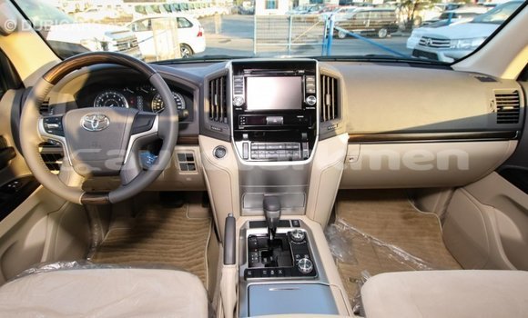 Buy Import Toyota Land Cruiser White Car in Import - Dubai in Ahal Buy Import Toyota Land Cruiser White Car in Import - Dubai in Ahal